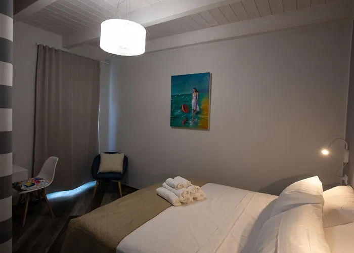 AL 54 Accommodation